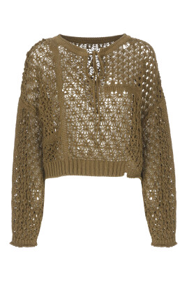 pull-en-coton-vert-avec-details-decoupes