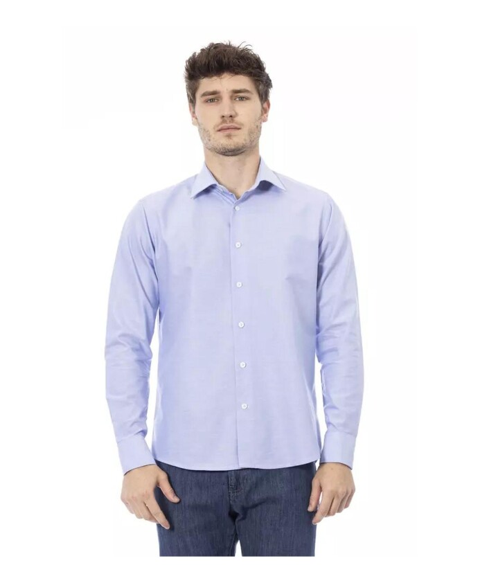 chemise-bleu-clair-en-coton-avec-col-italien