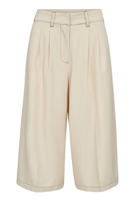 Terrycc Pleat Bermuda