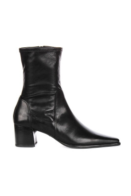 black-giselle-ankle-boots-women