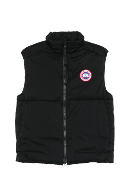 matelasse-noir-sans-manches-col-montant-vetements-dexterieur