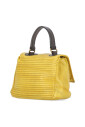 sac-a-main-jaune-en-cuir-avec-poignee