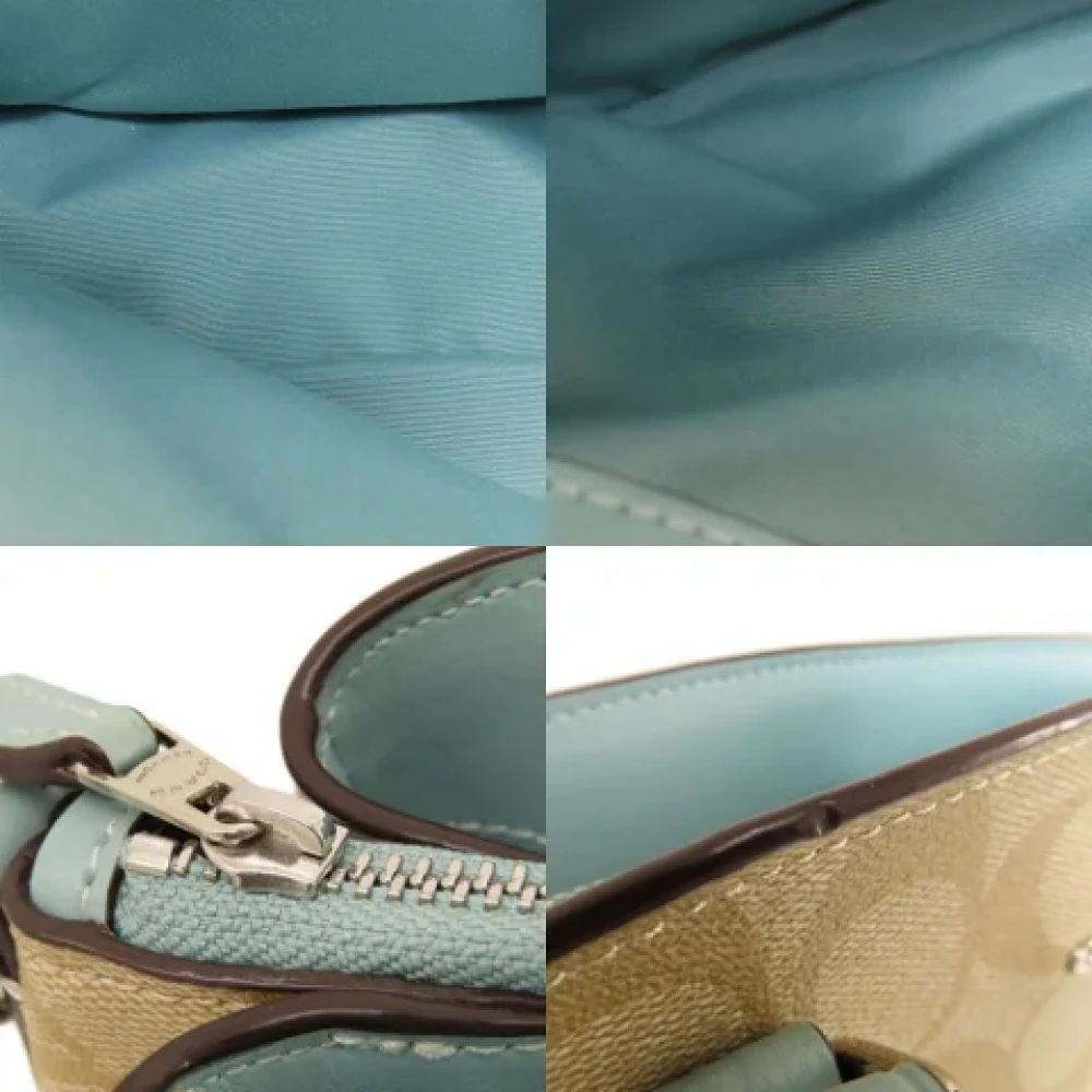 Coach Pre-owned Canvas handbags Beige Dames