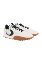 baskets-blanches-avec-motif-croissant-de-lune