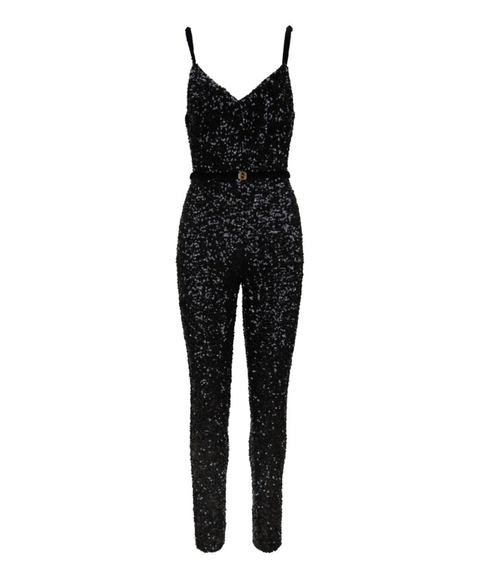 combinaison-a-paillettes-avec-encolure-coeur