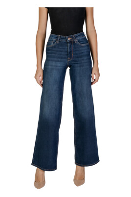 blue-wide-leg-jeans-for-women