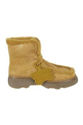 Chugga Boots