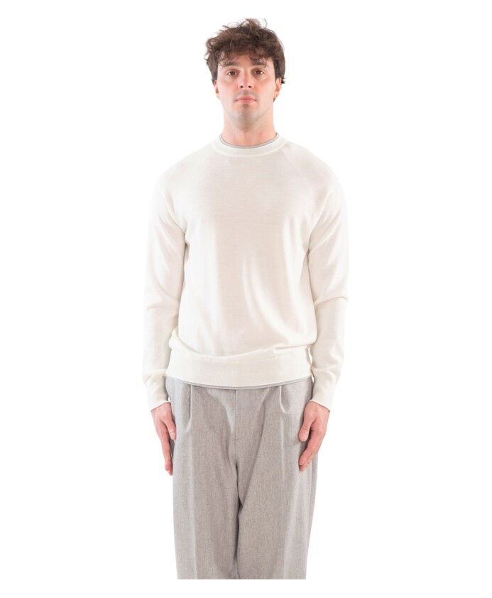 pull-en-maille-a-cotes-contrastees