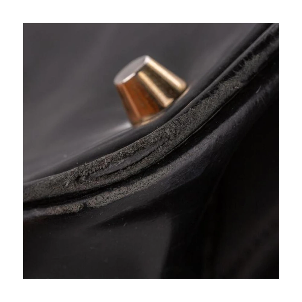Burberry Gewatteerde Nylon Tote met Gespdetail Black Dames