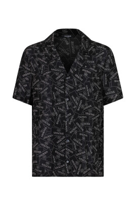 chemise-noire-a-imprime-logo