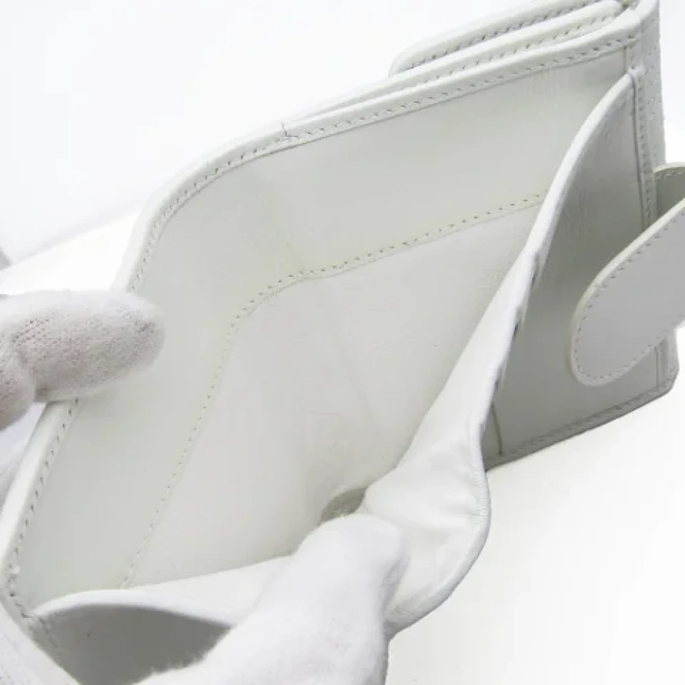 Bvlgari Vintage Pre-owned Leather wallets White Dames