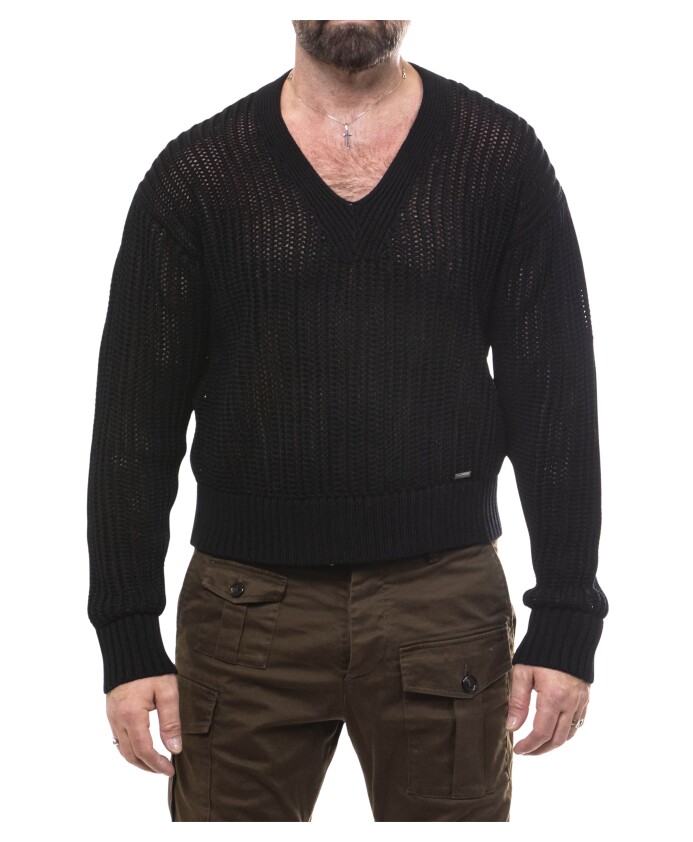 black-menand-39-s-sweater-900