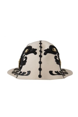 embroidered-cameo-brooch-wool-hat