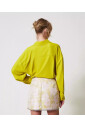 jupe-jacquard-florale-avec-clous-brodes-a-la-main