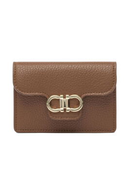 brown-key-holder-accessories-elegant-style