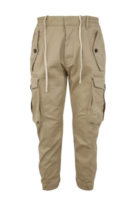 desert-tan-trousers-aw23-stylish-upgrade