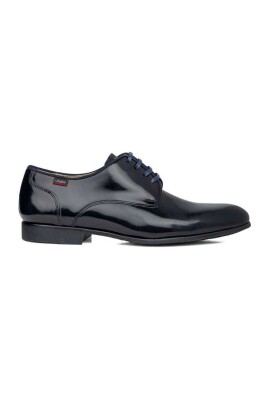 chaussure-elegante-a-lacets-adaptative