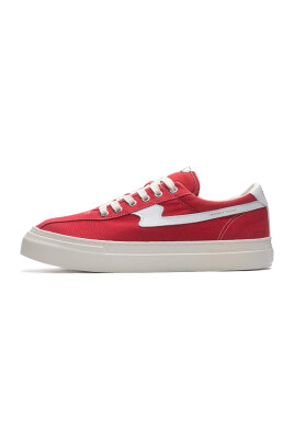 baskets-en-toile-rouge-style-minimaliste