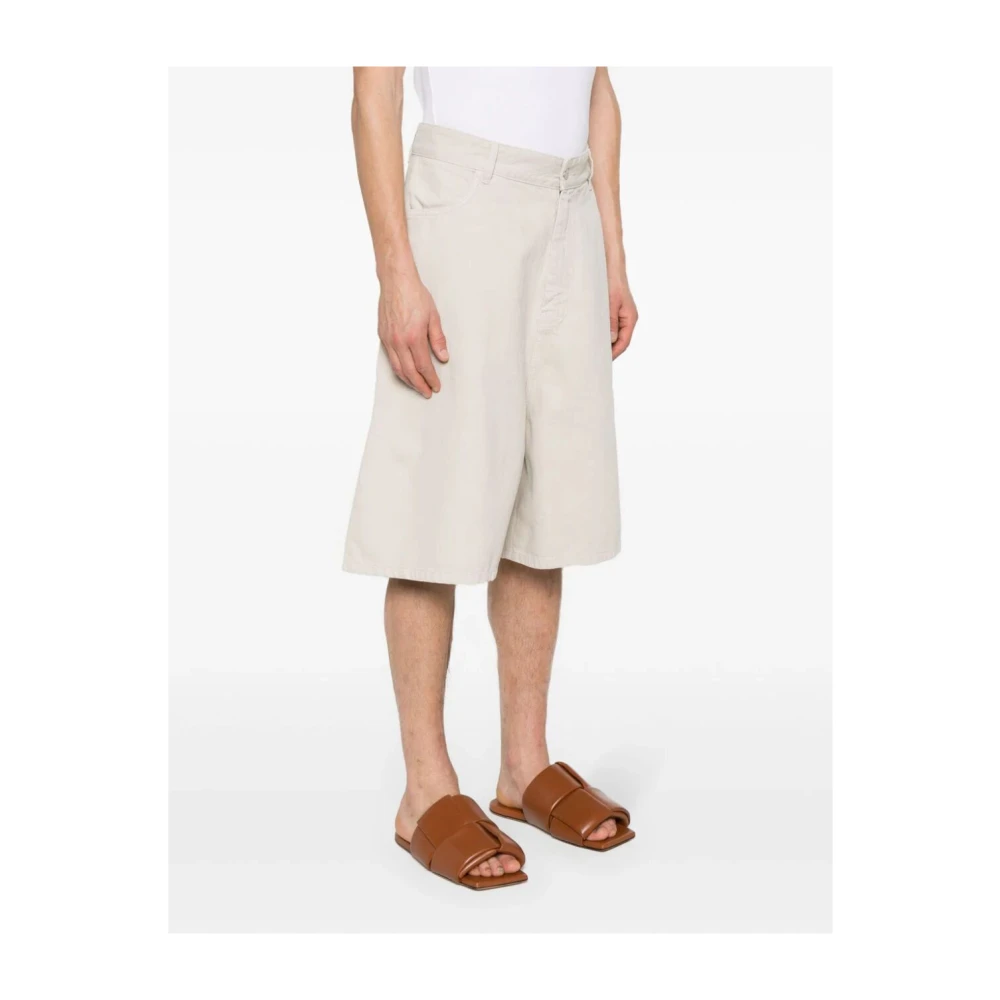 Studio Nicholson Wijde Denim Shorts in Dove Beige Heren