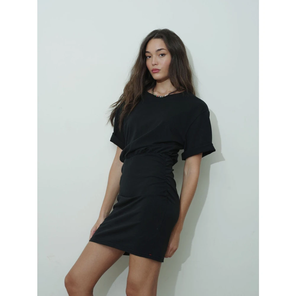 XiRENA Short Dresses Black Dames