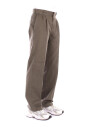 pantalon-vert-avec-logo-arriere