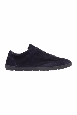 sneakers-legeres-en-daim