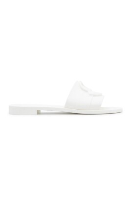 mon-slides-shoes