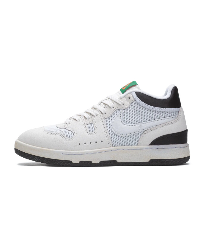 sneakers-blanches-reflechissantes-style-retro