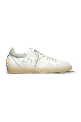 sneakers-en-cuir-vintage