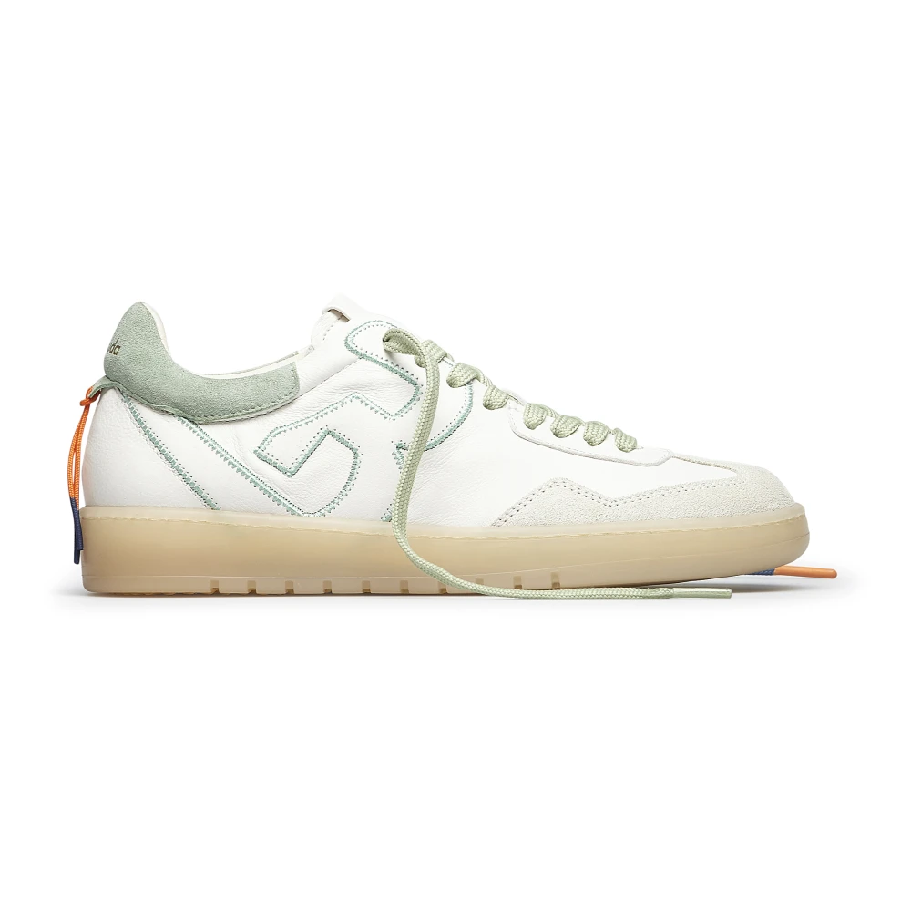 Shoes > Sneakers - - Barracuda - Modalova