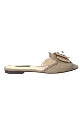 beige-logo-pearl-flats-sandals