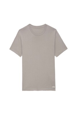 stilren-t-shirt-for-en-trendig-look