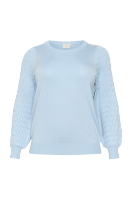 pull-en-tricot-bleu-avec-manches-bouffantes