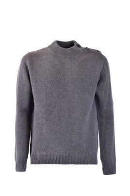 stylish-sweater