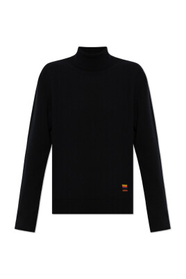 cashmere-turtleneck