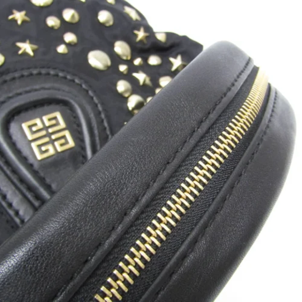 Givenchy Pre-owned Leather totes Black Dames