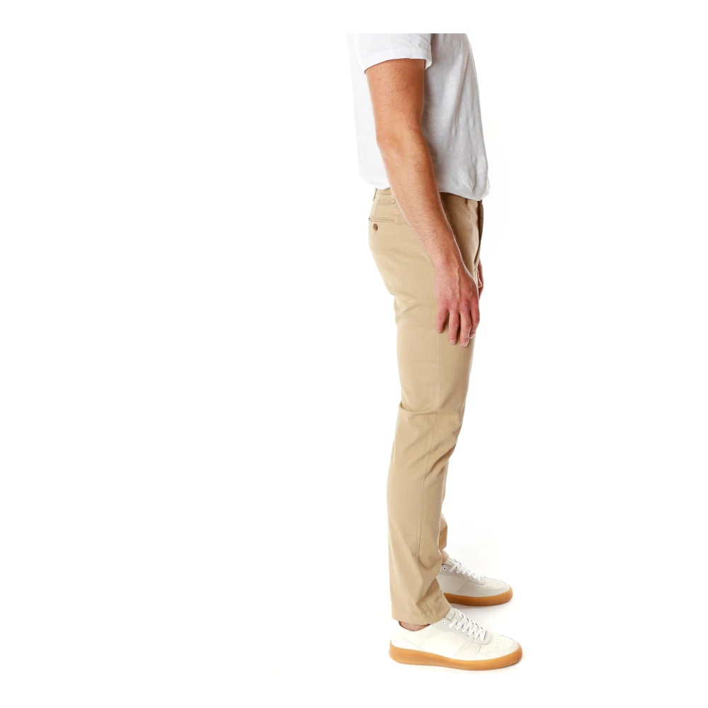 closed Chinos Beige Heren