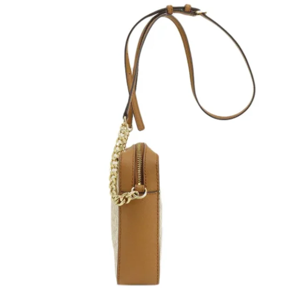Michael Kors Pre-owned Plastic shoulder-bags Beige Dames