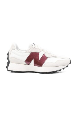 sneakers-blanches-pour-homme-et-femme
