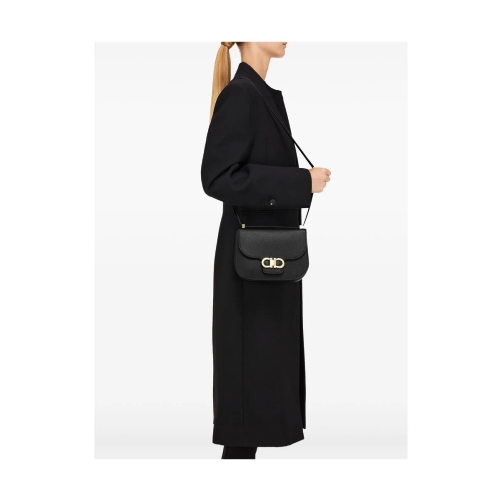 Salvatore Ferragamo Zwarte Crossbody Tas met Overslag Black Dames