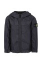 veste-noire-resistante-a-l-eau-avec-badge-boussole