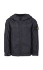 veste-noire-resistante-a-l-eau-avec-badge-boussole