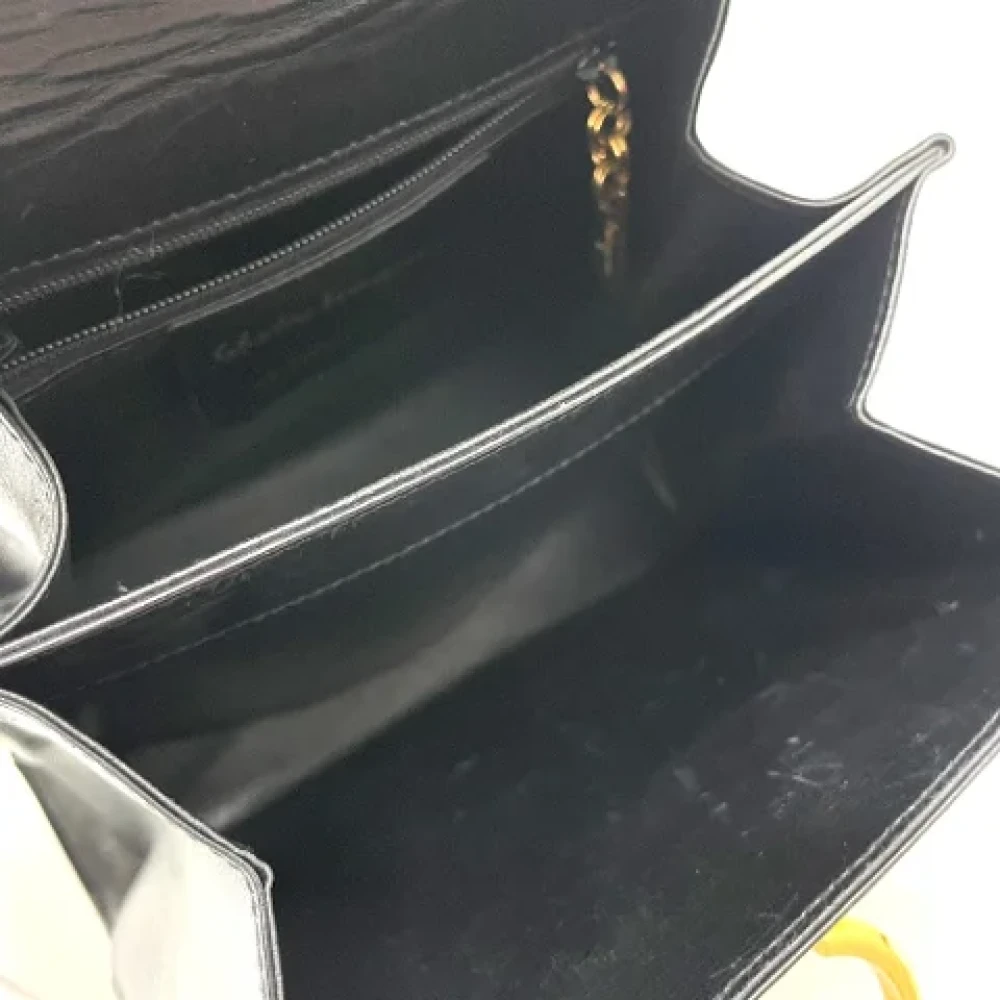 Salvatore Ferragamo Pre-owned Leather handbags Black Dames