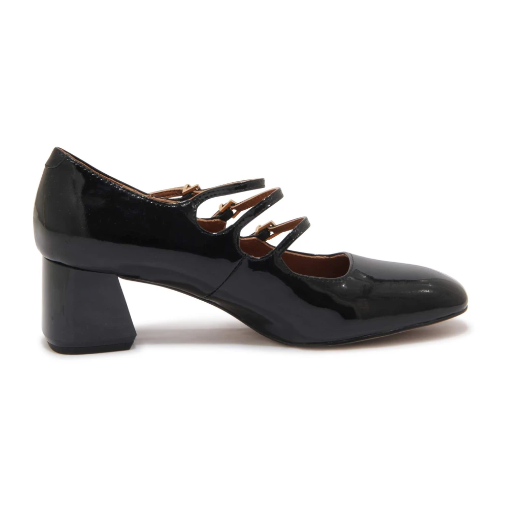 Shoes > Heels > Pumps - - Emanuelle Vee - Modalova