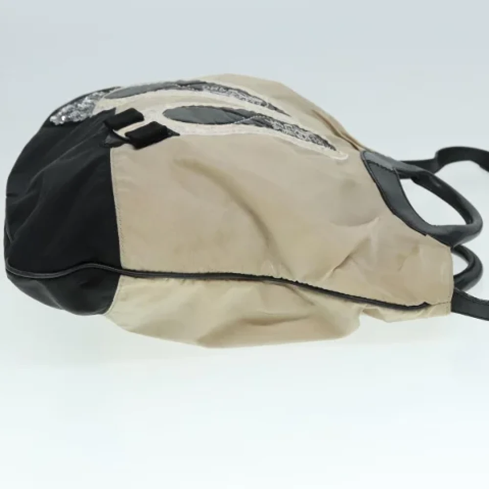 Salvatore Ferragamo Pre-owned Nylon handbags Beige Dames