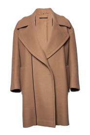 Pre-ejet overdimensioneret cashmere frakke.