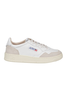 sneakers-basses