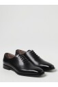 chaussures-classiques-en-cuir-a-lacets