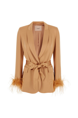 beige-peak-revers-jacket-feather-cuffs
