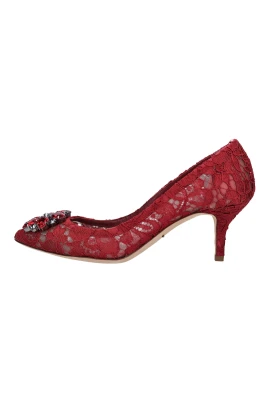 Lace Rainbow Pumps med Broschdetaljer